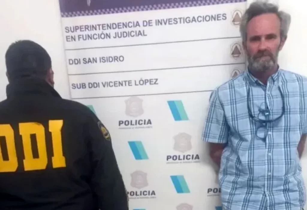 Detienen a exentrenador denunciado por abuso por medallista olímpica