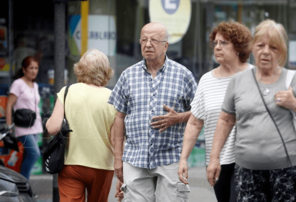 Gobierno anuncia reforma previsional: cambios en edad jubilatoria y más ajuste