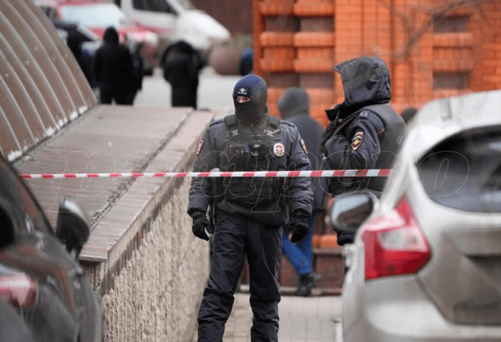 Atentado explosivo en complejo residencial de Moscú deja un muerto y cuatro heridos