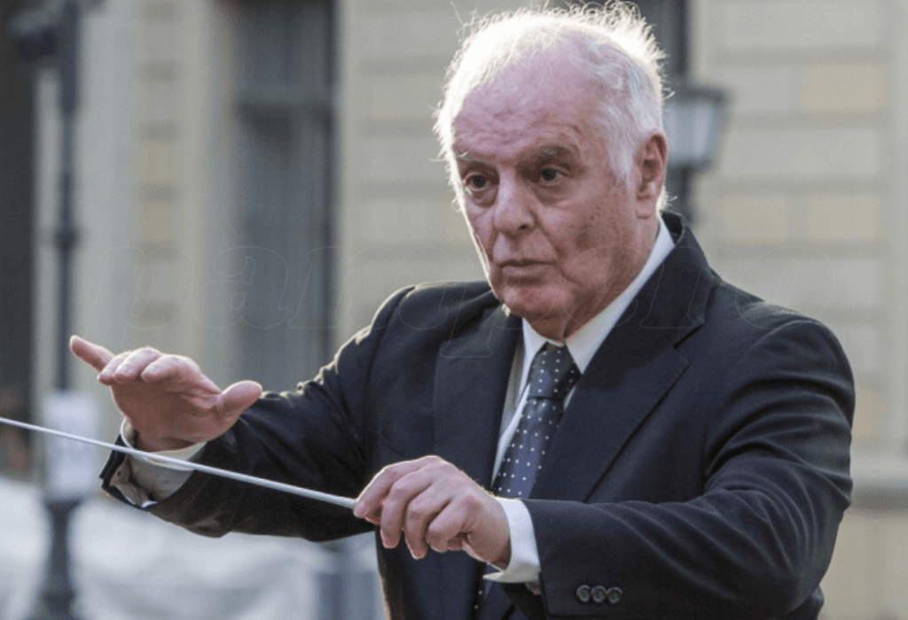 Daniel Barenboim anunció que padece Parkinson y seguirá dirigiendo