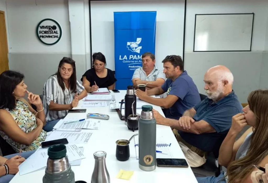 Mesa de Zoonosis Provincial: planificación 2025 para la salud pública