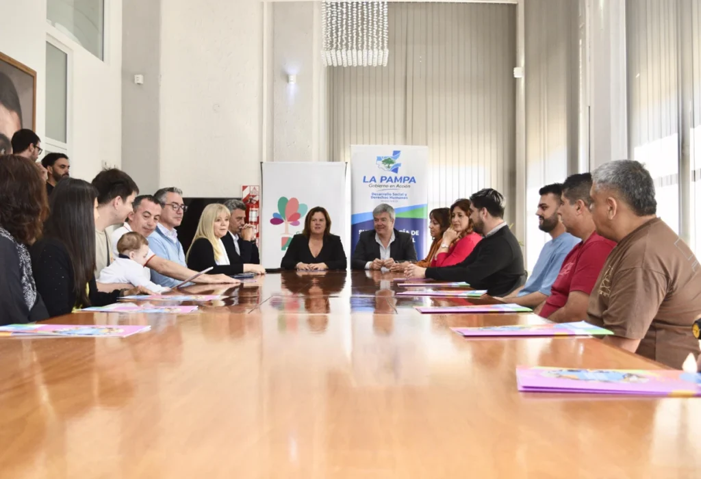 Emprendedores piquenses reciben créditos a tasa cero del programa Desarrollo Productivo