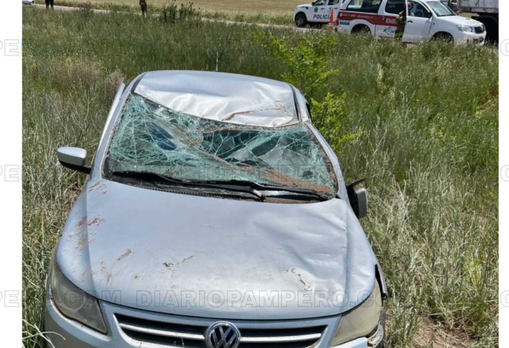 Conductora de Doblas vuelca en Ruta 18