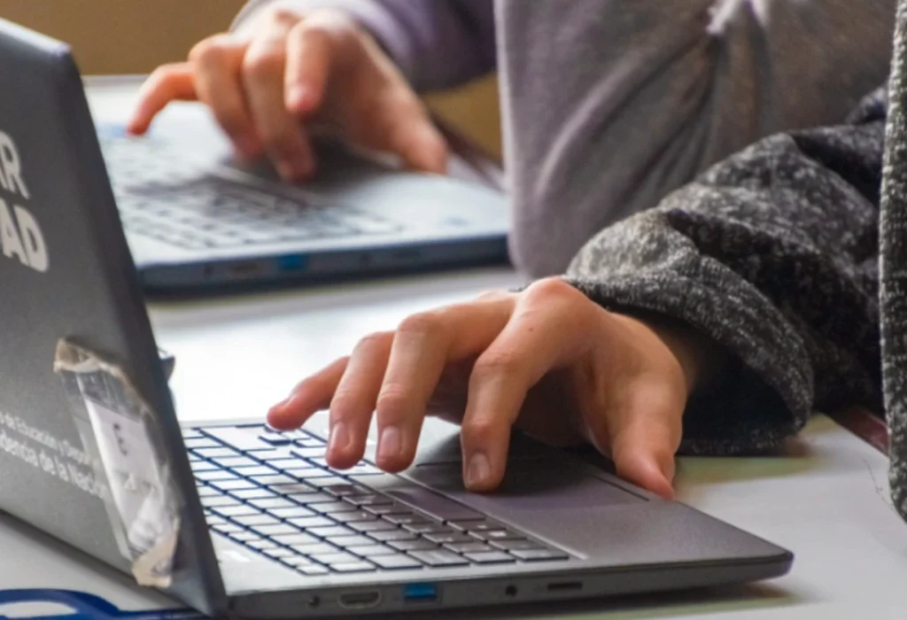 Tecnicaturas 2026: el Ministerio de Educación convoca a inscribirse para cubrir espacios curriculares