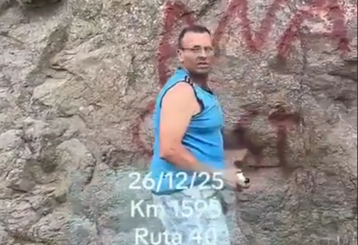 idiota