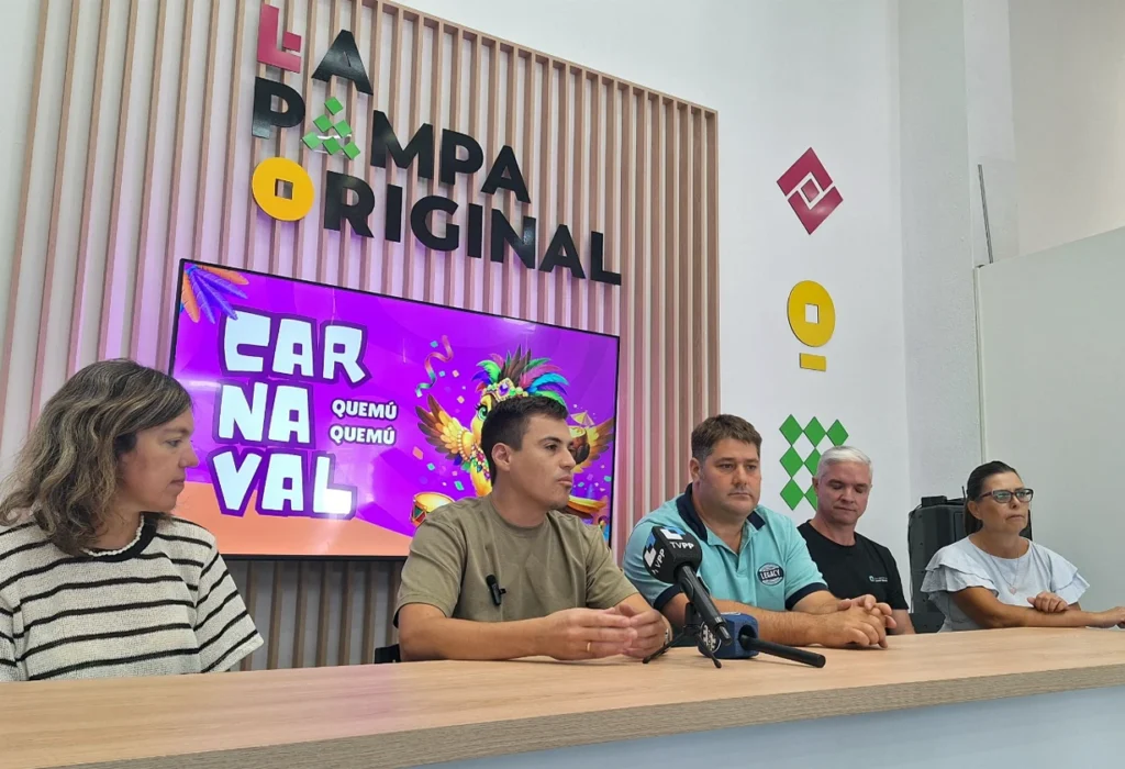 Quemú Quemú revive el carnaval tradicional