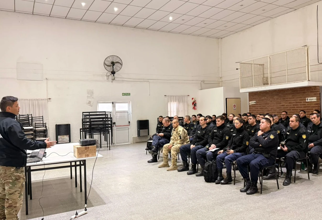 Policia_169_Portada