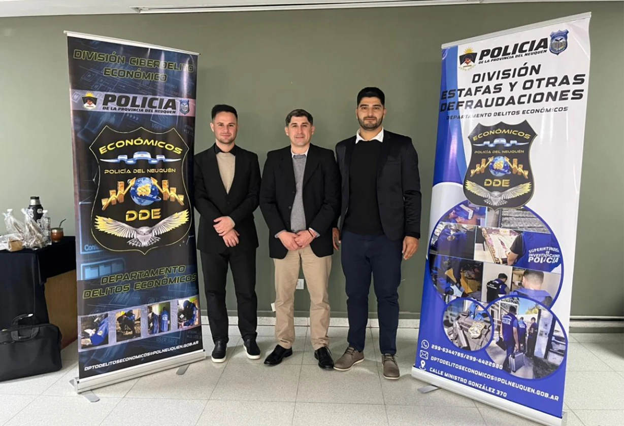 policias_Portada