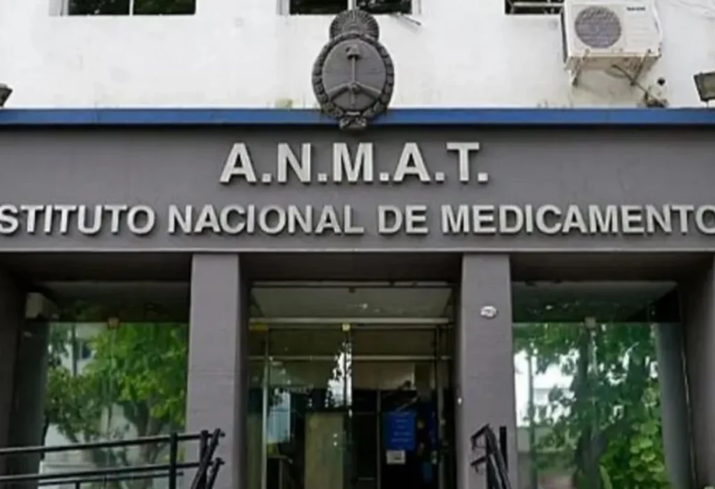 ANMAT cobra aranceles a medicamentos de alto costo