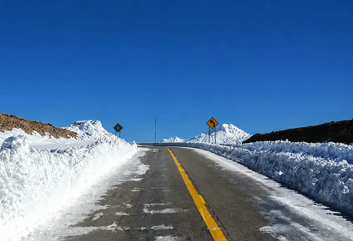 Cerraron el Paso de Jama por el clima