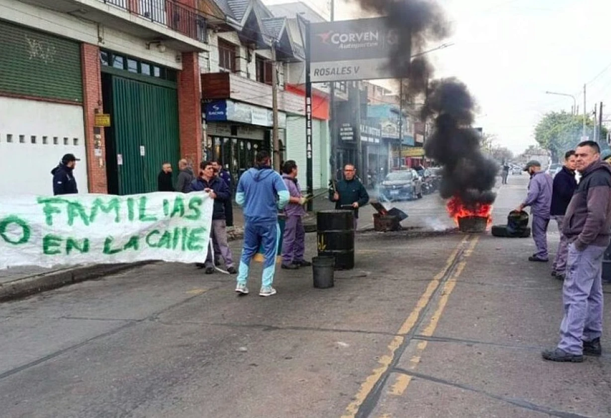 Cerró una metalúrgica en Lanús y ofreció bronce