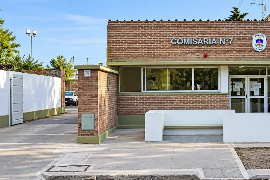 Detuvieron a un hombre por agredir a un niño trans