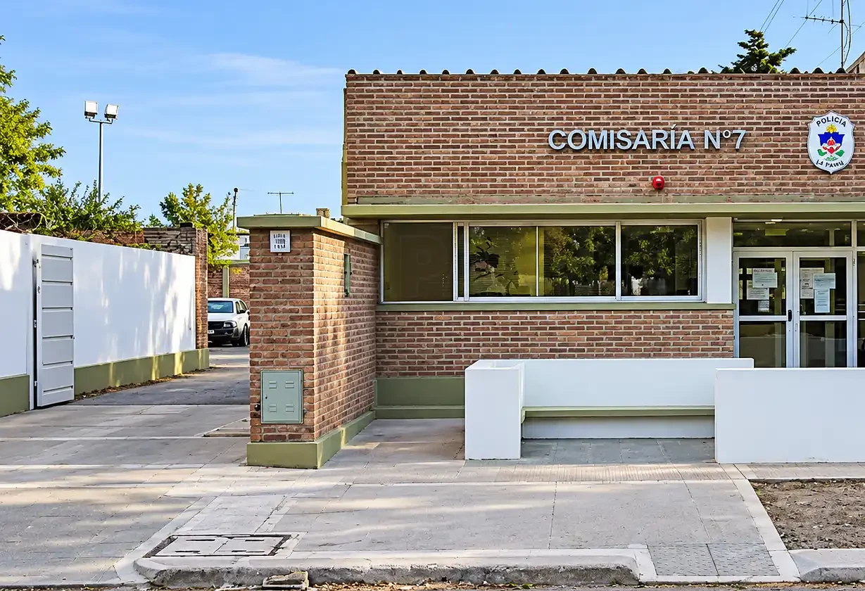 Detuvieron a un hombre por agredir a un niño trans