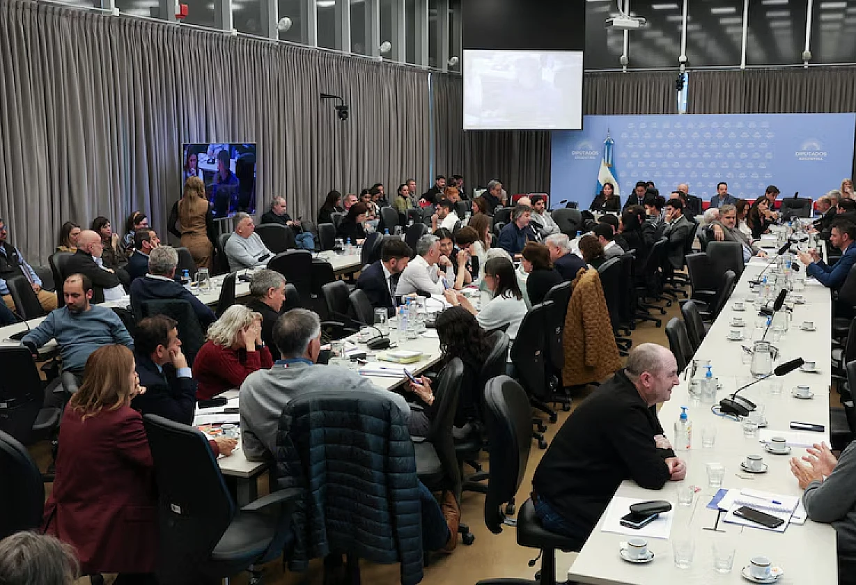 El Congreso gastaría casi  millones por empleado en 2027