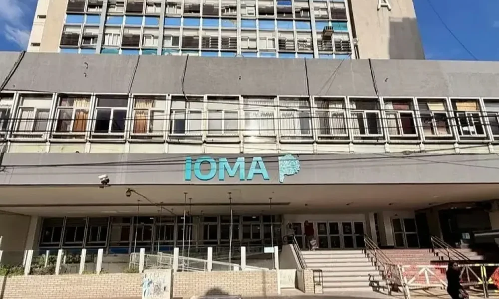 Psicólogos bonaerenses harán paro contra IOMA