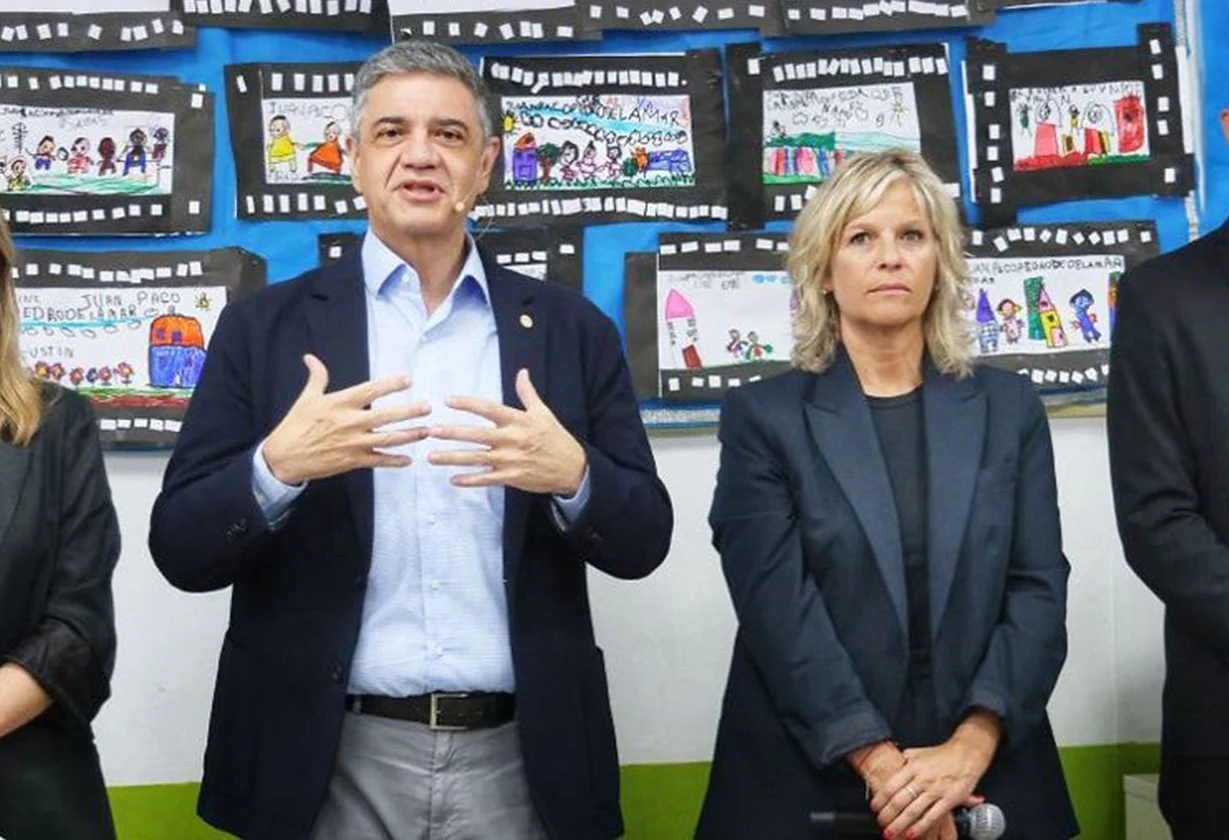 Rechazan protocolo porteño para denunciar estudiantes