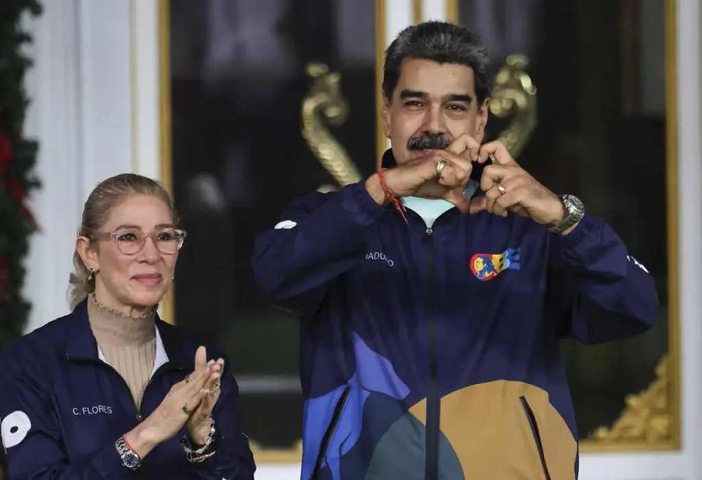 Maduro agradeció el apoyo a Cilia Flores por su salud