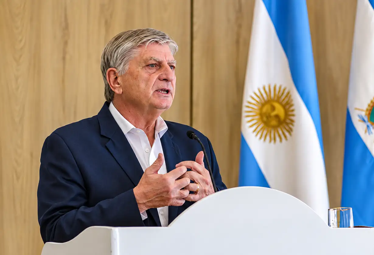 Un fallo mantiene las regalías del Atuel para La Pampa y suspende provisoriamente parte del Decreto 982/2026 cuestionado por la provincia.
