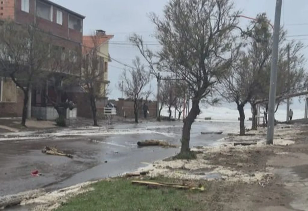 Temporal en Monte Hermoso y Pehuen Co