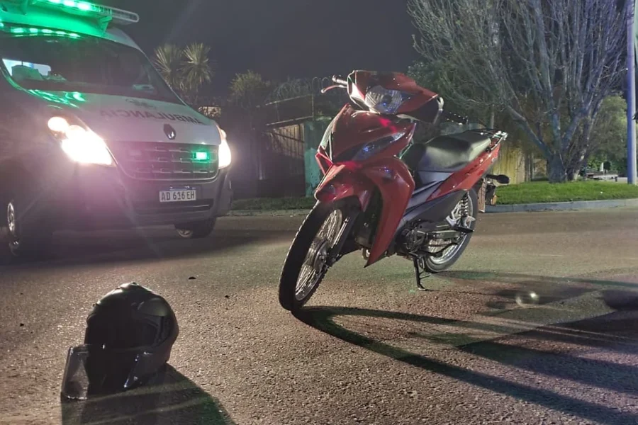 Choque entre dos motos en General Pico