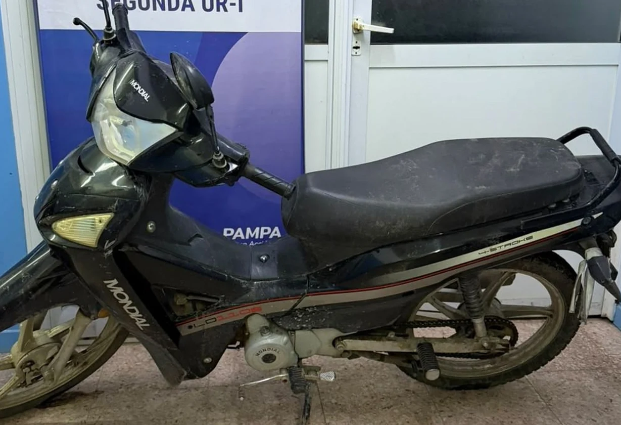 Detuvieron a un hombre por robar una motocicleta