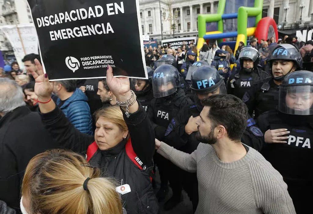 Discapacidad: convocan a marchar al Congreso
