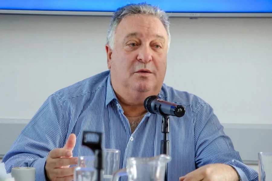 Empleados de comercio acordaron un aumento salarial