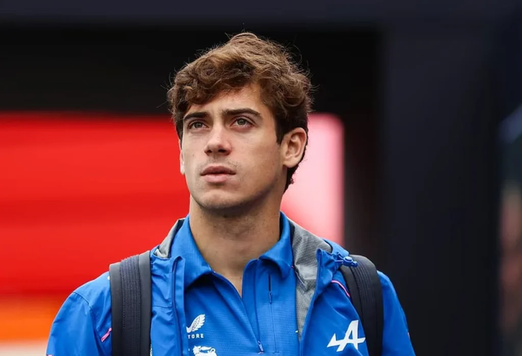 Franco Colapinto largará desde el fondo en Sepang