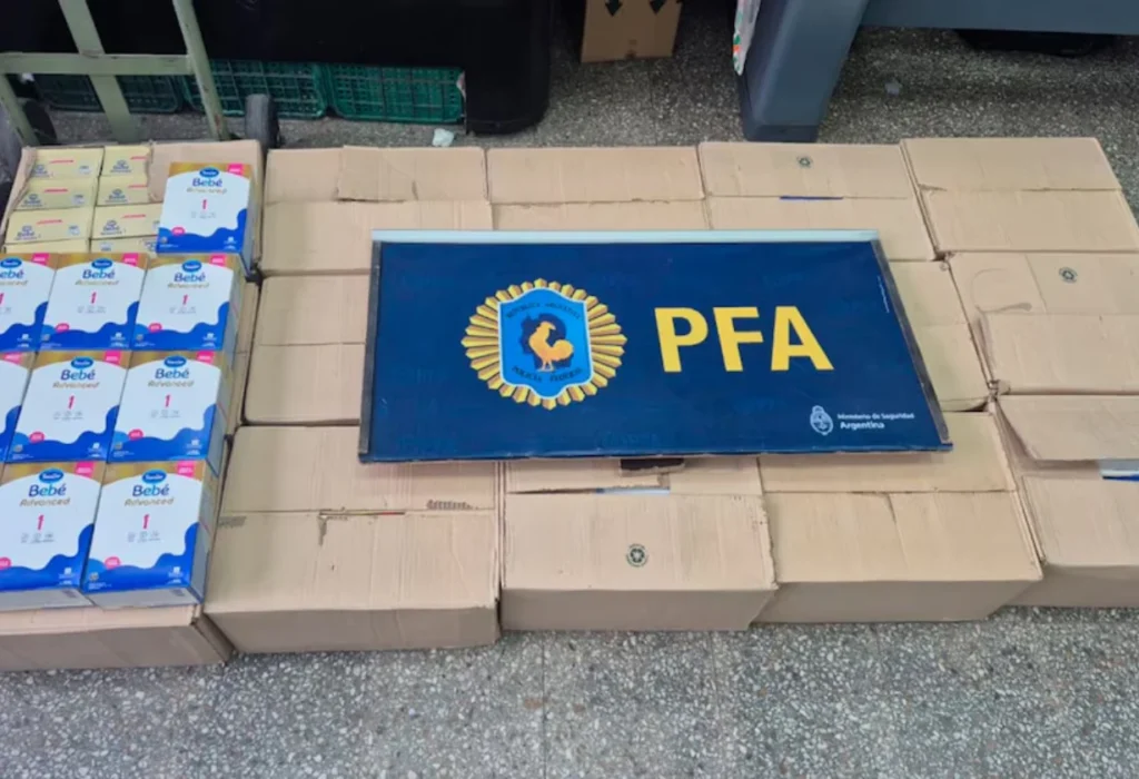 Leche maternizada falsificada: secuestraron más de 500 envases