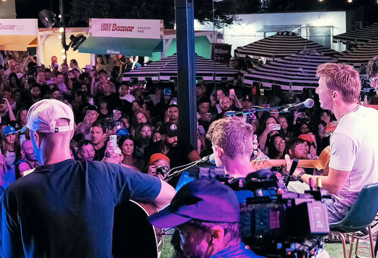 Liam Lawson ofreció un recital antes del GP de Austin