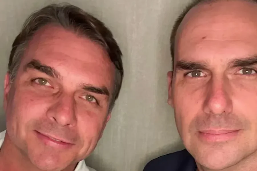 Los Bolsonaro ratificaron su oposición desde Estados Unidos