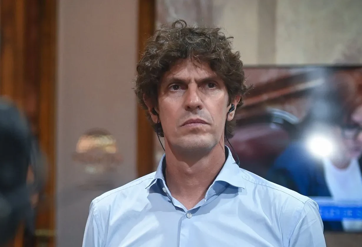 Lousteau cuestionó el modelo económico de Milei