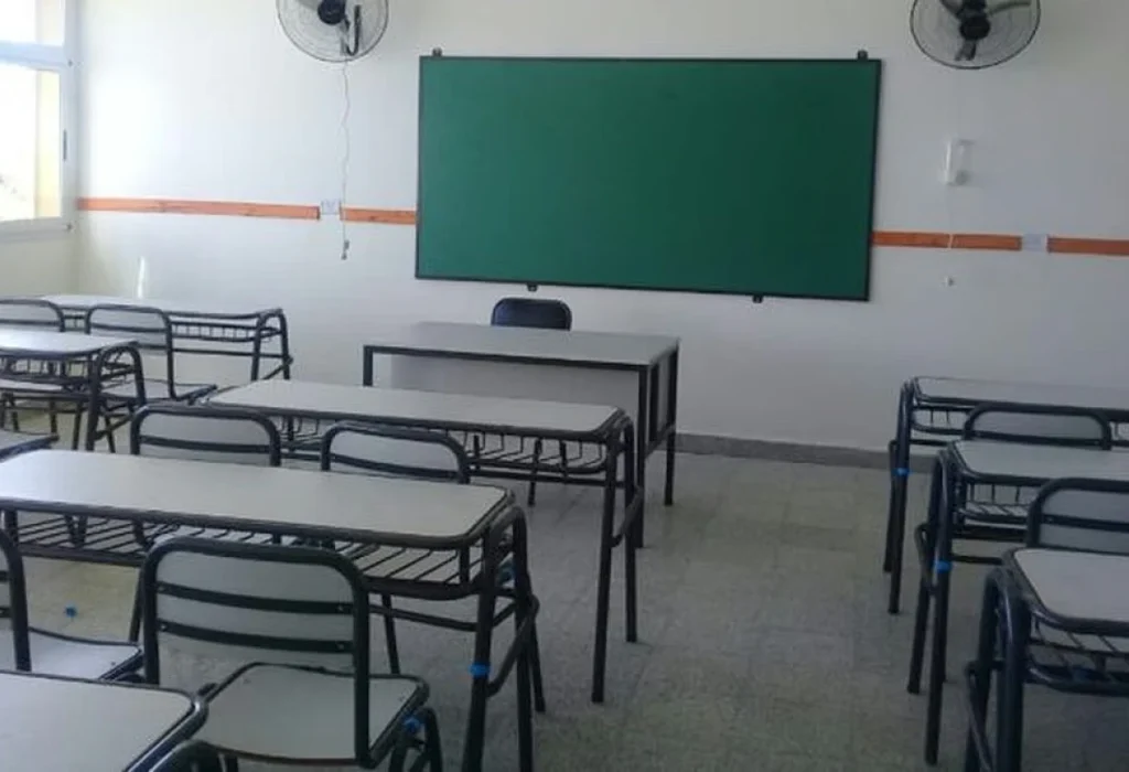 Marchas y paro de docentes y universitarios