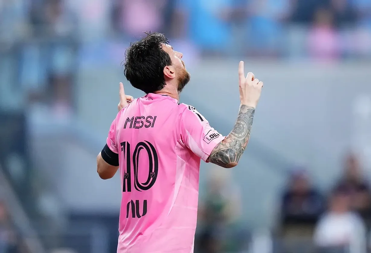 Messi marcó un doblete en 13 minutos ante DC United