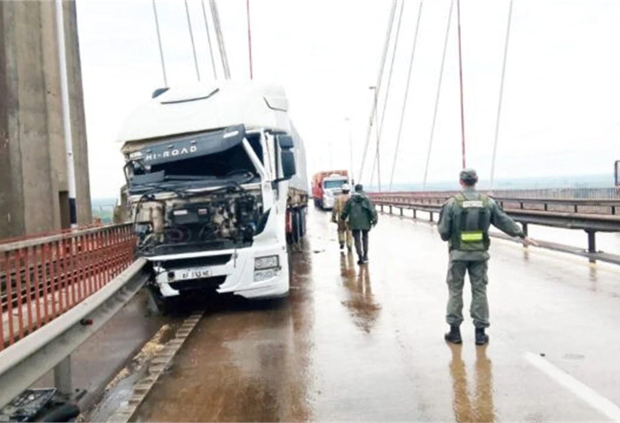 Murió un camionero tras un choque en Zárate-Brazo Largo