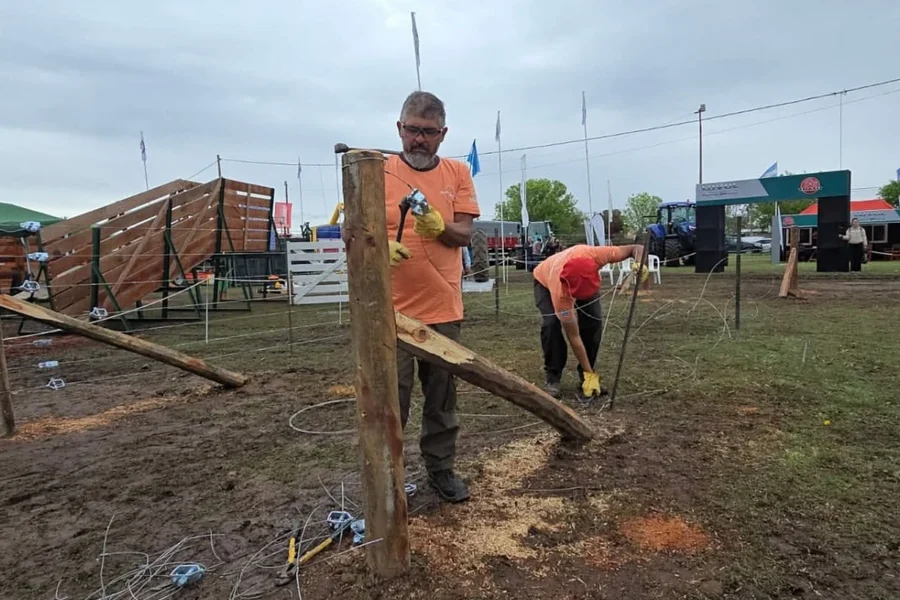 Expo Castex 2026: Pareja de Toay ganó concurso de alambradores