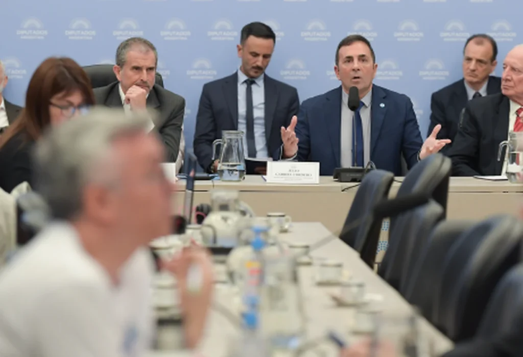 Presupuesto 2027: Diputados debate fondos universitarios