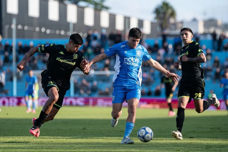 Racing venció a Aldosivi y lo dejó sin categoría