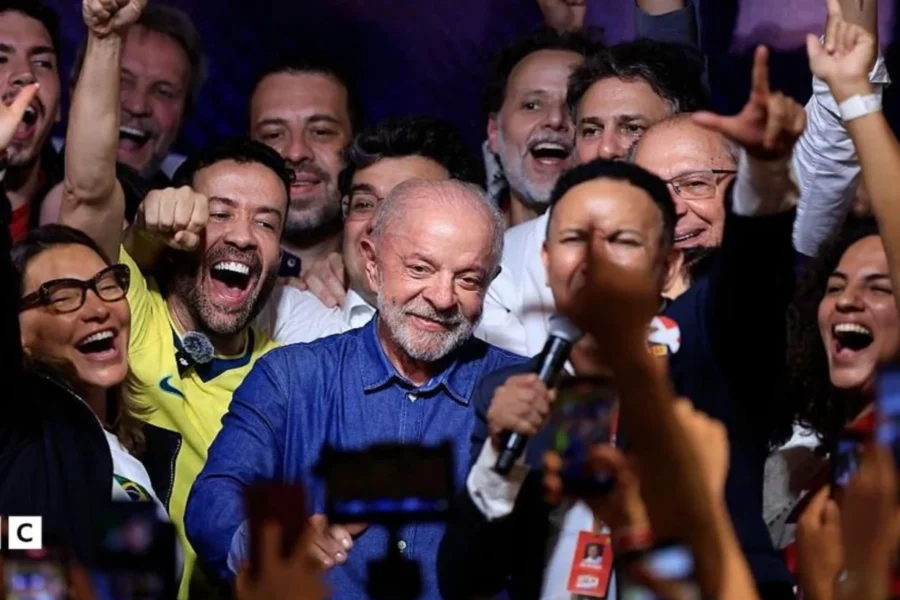Reelección de Lula en Brasil: llamó a la unidad
