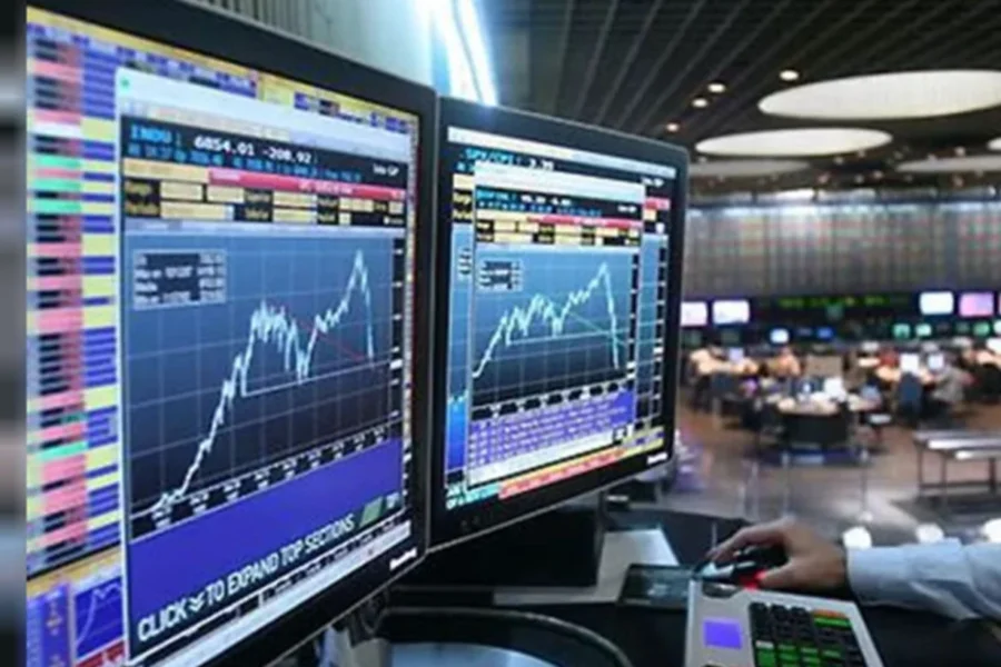 Riesgo país argentino subió a 648 puntos
