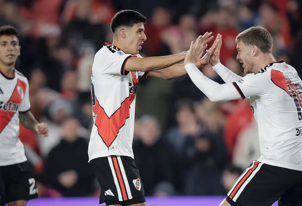 River busca los playoffs ante Estudiantes de Río Cuarto