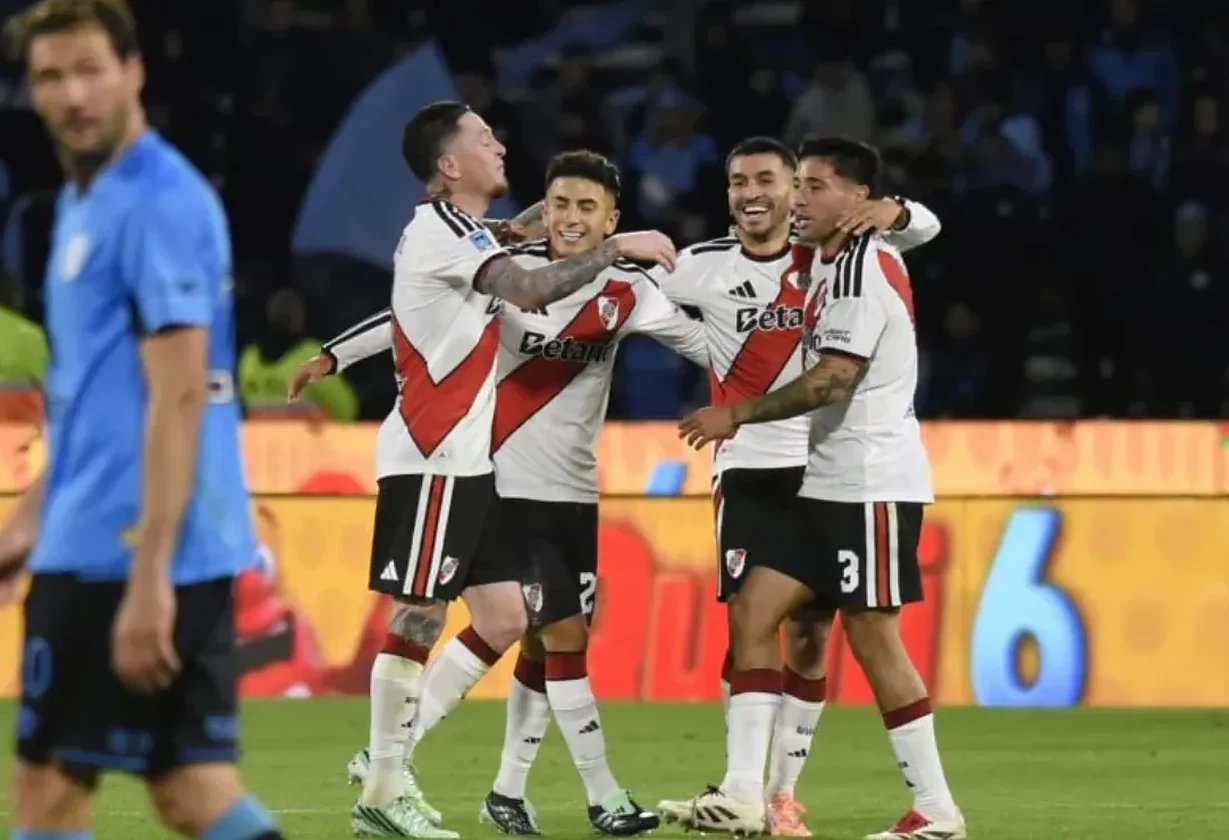 River suma 20 puntos en nueve partidos