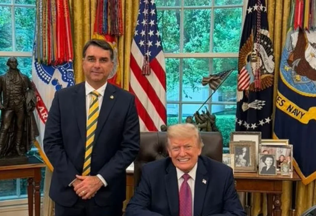 Trump respalda a Flávio Bolsonaro en Brasil
